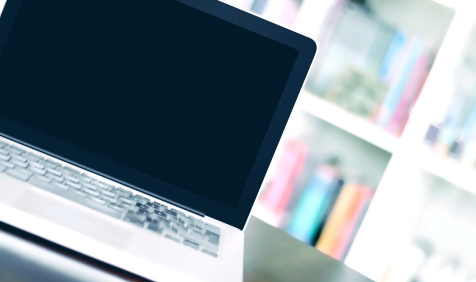 جلسة نقاش تقني حول استعلامات PostgreSQL المتقدمة